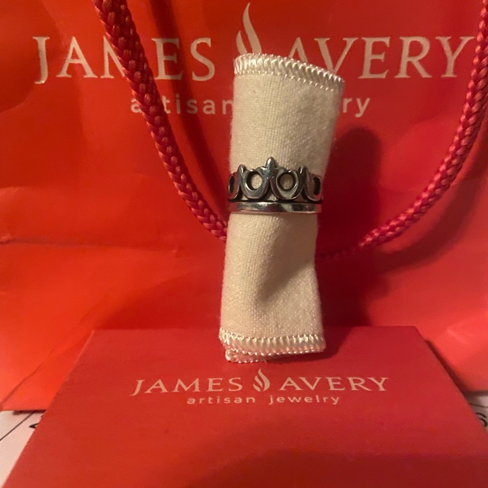 James Avery Retired crown ring size 7